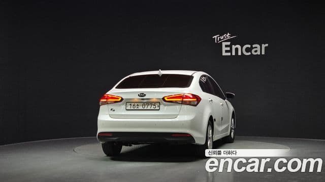 Kia The / новый New K3 E тип, 2016 4