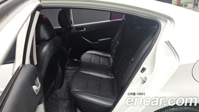 Kia The / новый New K3 E тип, 2016 13