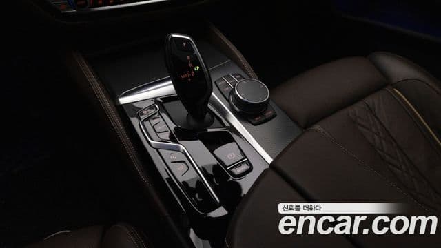 BMW 5시리즈 (G30) 523d xDrive M Sport, 2023 10