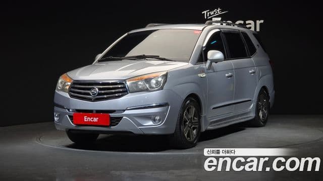 KG모빌리티(SsangYong) Korando 투리스모 4WD GT 9인승, 2015 1