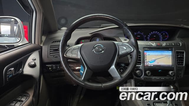 KG모빌리티(SsangYong) Korando 투리스모 4WD GT 9인승, 2015 13