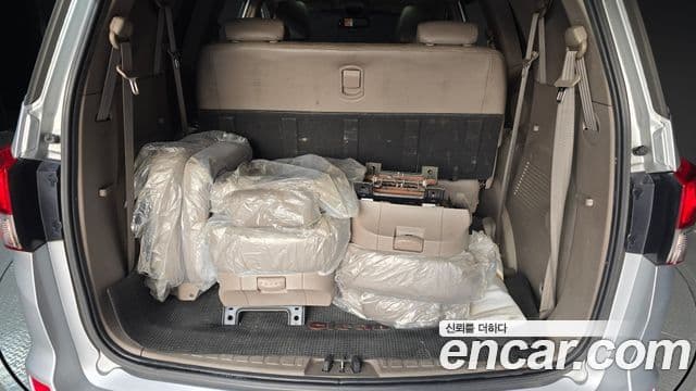 KG모빌리티(SsangYong) Korando 투리스모 4WD GT 9인승, 2015 20