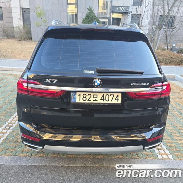 BMW X7 (G07) xDrive 40d Design Pure Excellence 6인승, 2021 4
