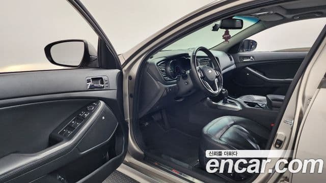 Kia K5 гибрид Noblesse, 2012 10