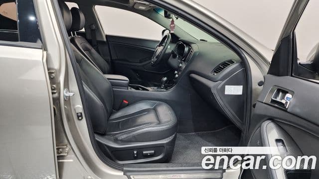 Kia K5 гибрид Noblesse, 2012 11