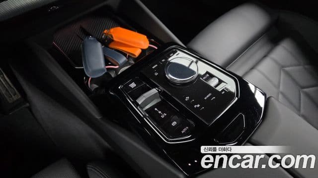 BMW 5시리즈 (G60) 520i M Sport, 2025 9