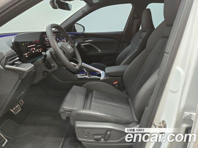 Audi Q5 (80A) 40 TDI Quattro S Line чёрный Edition, 2025 11