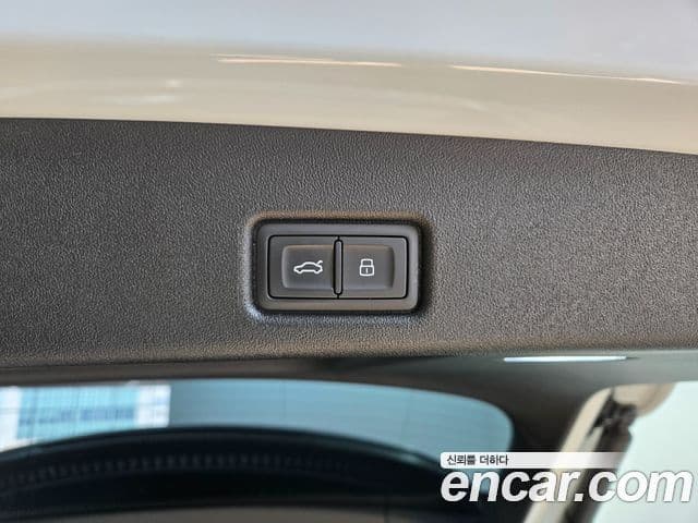 Audi Q5 (80A) 40 TDI Quattro S Line чёрный Edition, 2025 15