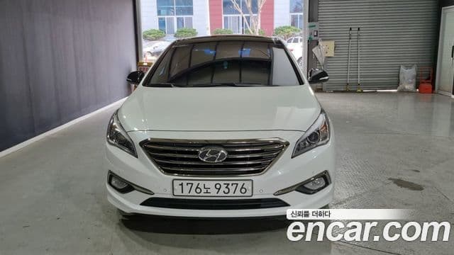 Hyundai LF Sonata LPI Modern(для людей с инвалидностью), 2015 3