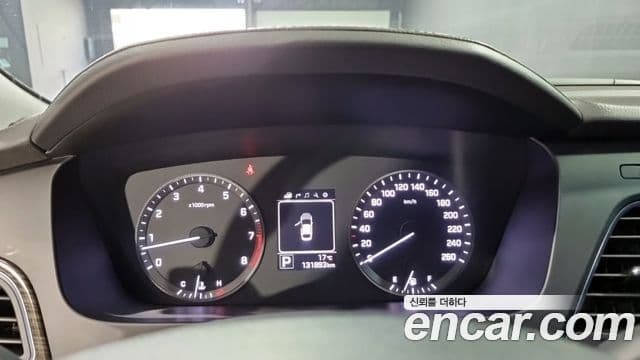 Hyundai LF Sonata LPI Modern(для людей с инвалидностью), 2015 6