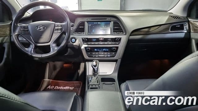 Hyundai LF Sonata LPI Modern(для людей с инвалидностью), 2015 17