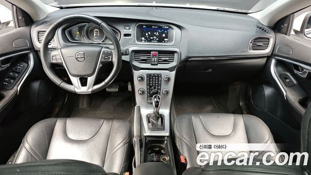 Volvo V40 2세대, 2017 7