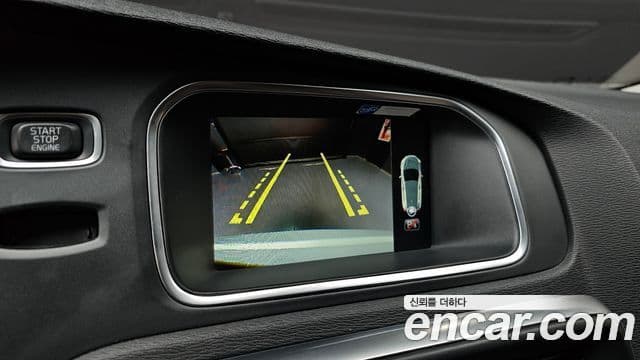 Volvo V40 2세대, 2017 15