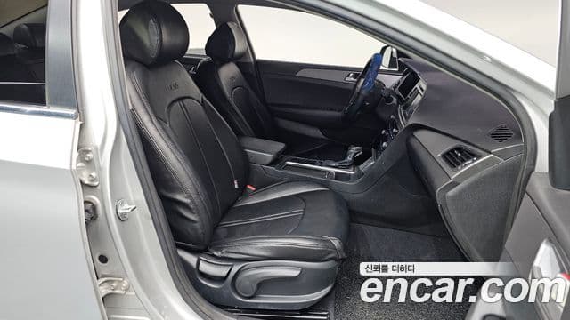 Hyundai LF Sonata Premium, 2015 11