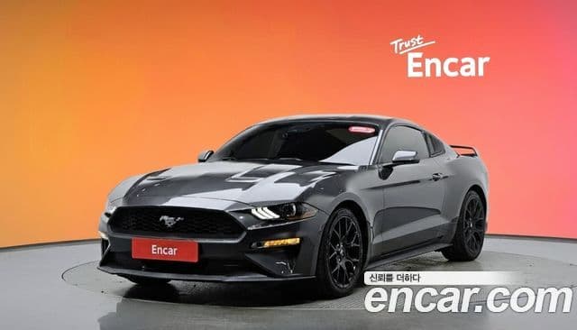 Ford Mustang купе, 2019 1