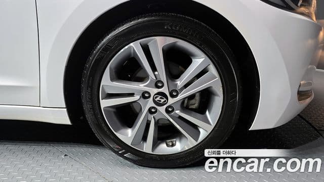 Hyundai Avante AD 1.6 GDI Value Plus, 2017 все фото