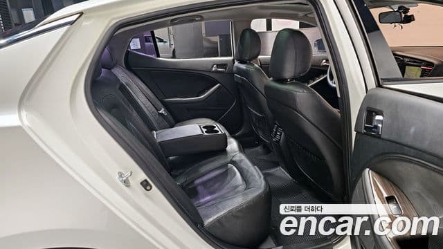 Kia K5 Luxury, 2011 12