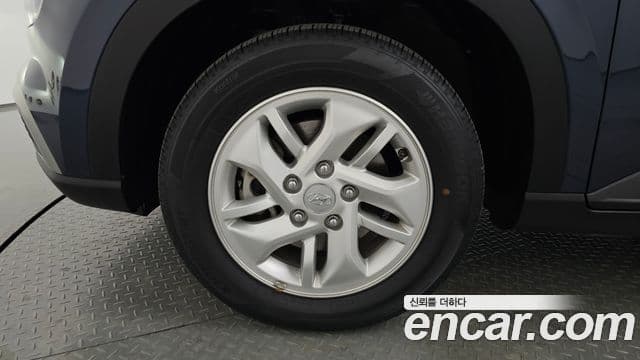 Hyundai Venue 1.6 Modern Plus, 2022 все фото