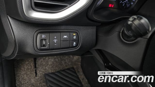 Hyundai Venue 1.6 Modern Plus, 2022 17