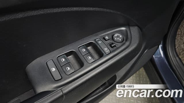 Hyundai Venue 1.6 Modern Plus, 2022 19