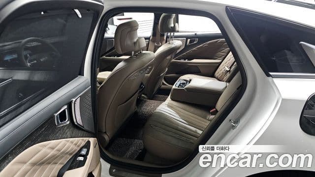 Kia K8 Platinum, 2022 11