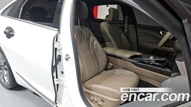 Kia K8 Platinum, 2022 12