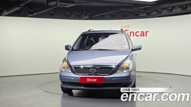Kia Carnival R President, 2011 3