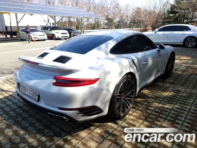 Porsche 911 991, 2017 4