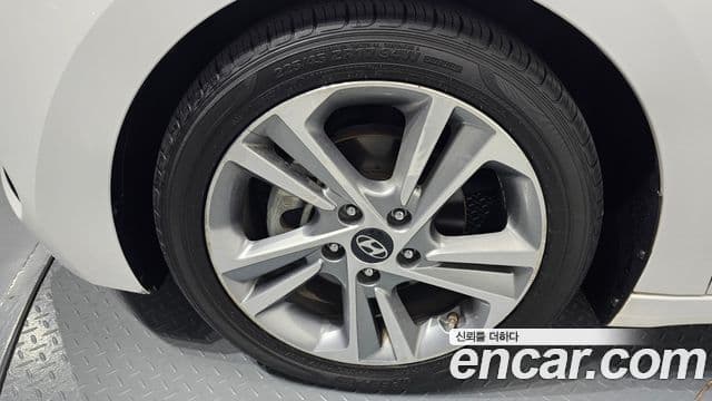 Hyundai Avante AD 1.6 GDI Value Plus, 2018 все фото
