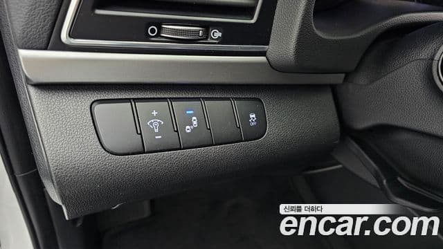 Hyundai Avante AD 1.6 GDI Value Plus, 2018 17