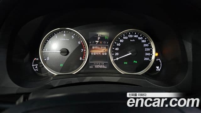 Lexus New IS200t Supreme, 2016 8