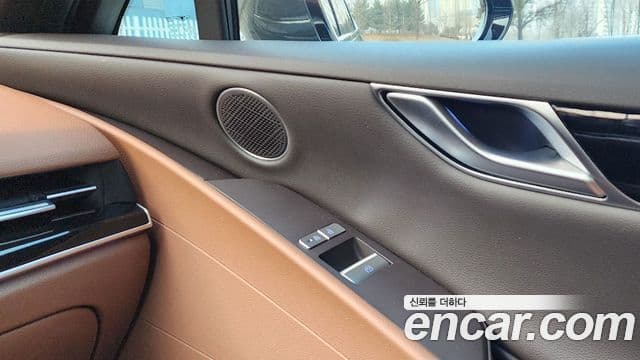 Genesis G80 (RG3) бензин 2.5 турбо AWD, 2024 15