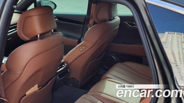 Genesis G80 (RG3) бензин 2.5 турбо AWD, 2024 18