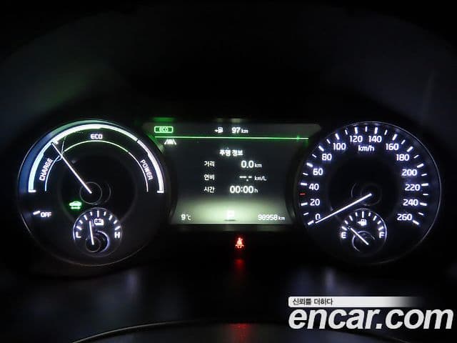 Kia All New K7 гибрид Noblesse, 2017 15