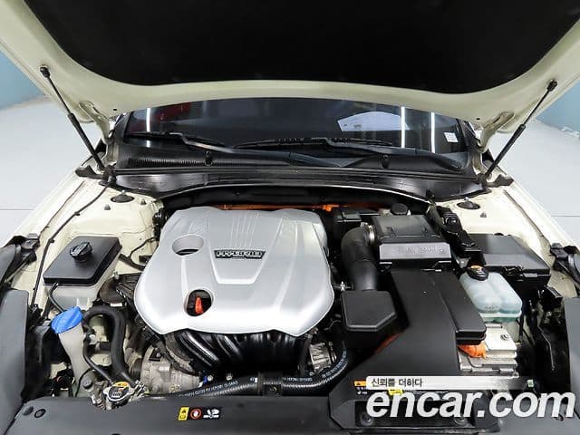 Kia All New K7 гибрид Noblesse, 2017 19