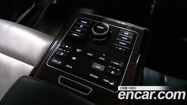 Hyundai Equus(новый кузов / новое поколение) Exclusive, 2014 18
