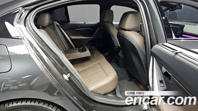 BMW i5 (G60) eDrive 40 M Sport, 2025 12