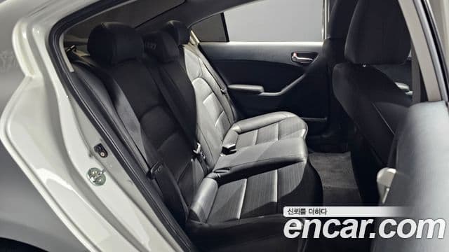 Kia The / новый New K3 Style, 2018 12