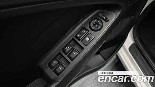 Kia The / новый New K3 Style, 2018 17