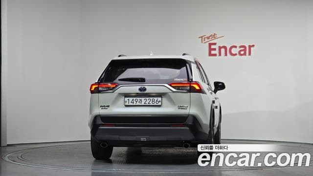 Toyota RAV4 5세대, 2020 4