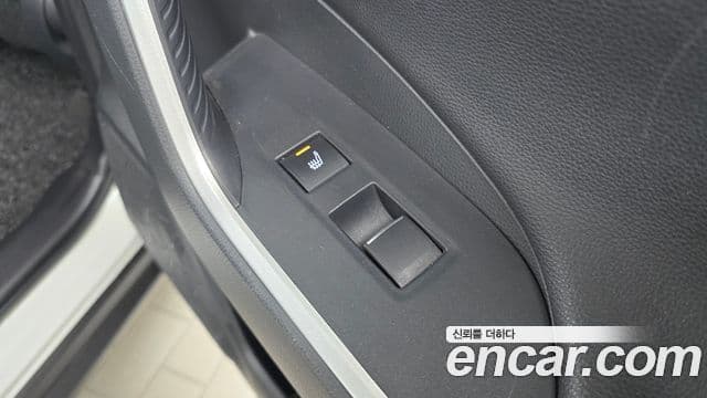 Toyota RAV4 5세대, 2020 19