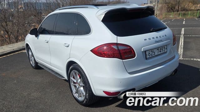 Porsche New Cayenne 958, 2014 4