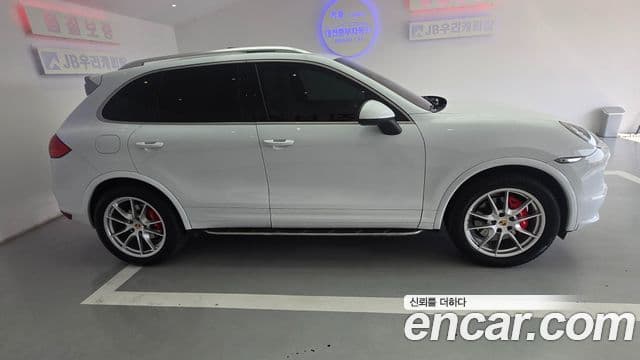 Porsche New Cayenne 958, 2014 7