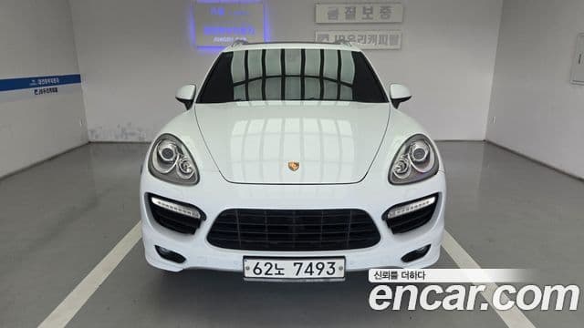 Porsche New Cayenne 958, 2014 9