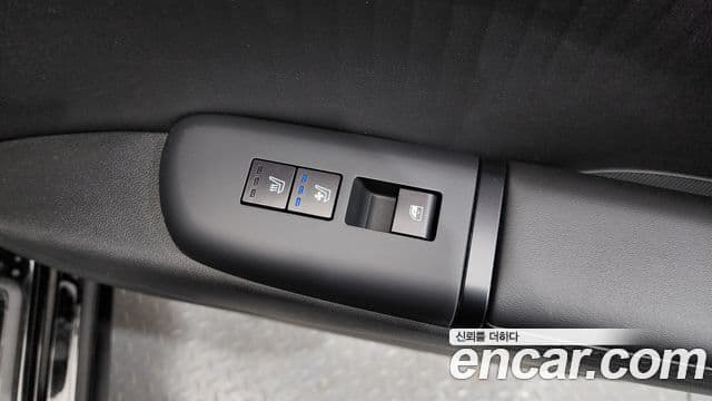 Hyundai Grandeur (GN7) Calligraphy, 2025 18