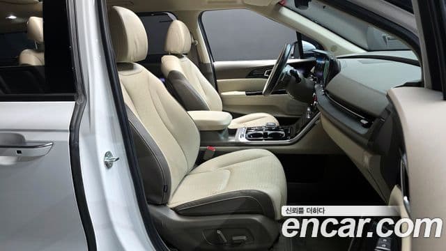 Kia Carnival 4세대 Signature, 2023 10