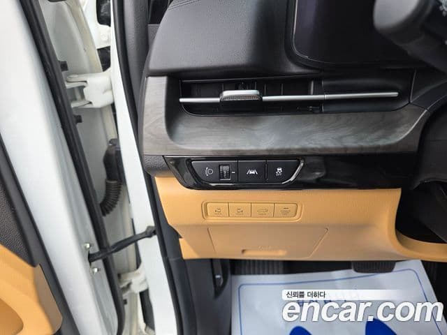 Kia Carnival 4세대 Signature, 2023 10