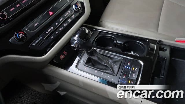Kia All New Carnival Prestige, 2016 9