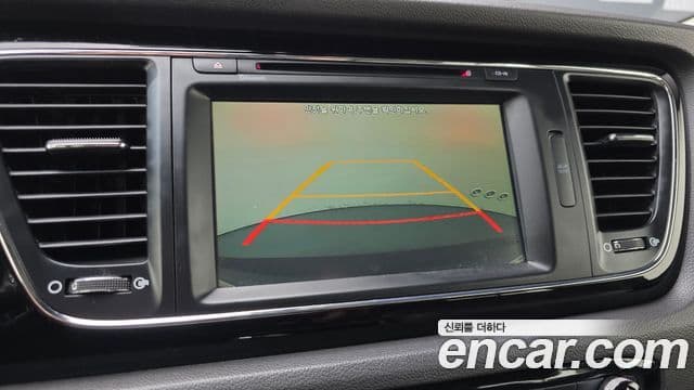 Kia All New Carnival Prestige, 2016 17