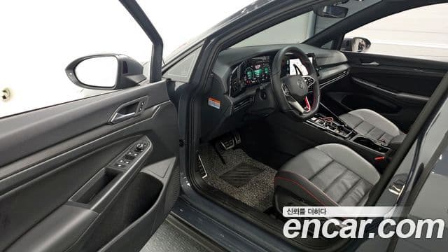 Volkswagen Гольф 8세대 2.0 GTI, 2023 10